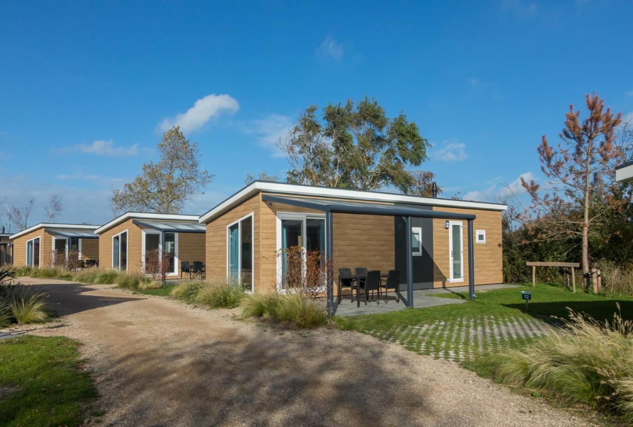 Vakantiepark Fort den Haak Vrouwenpolder Bagian luar foto