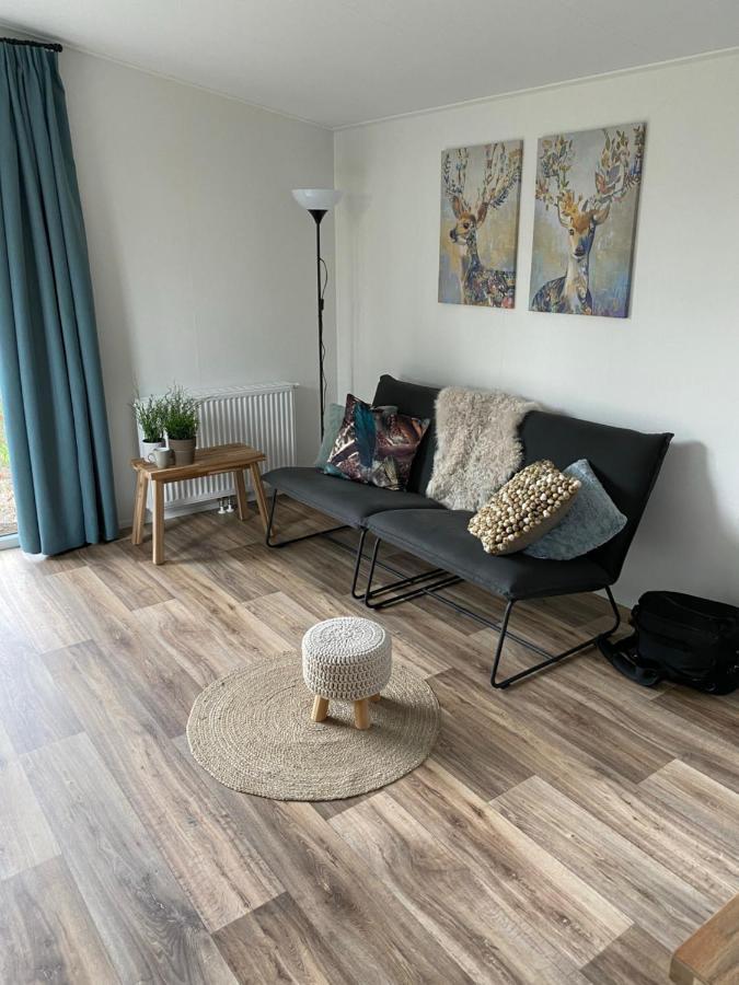 Vakantiepark Fort den Haak Vrouwenpolder Bagian luar foto