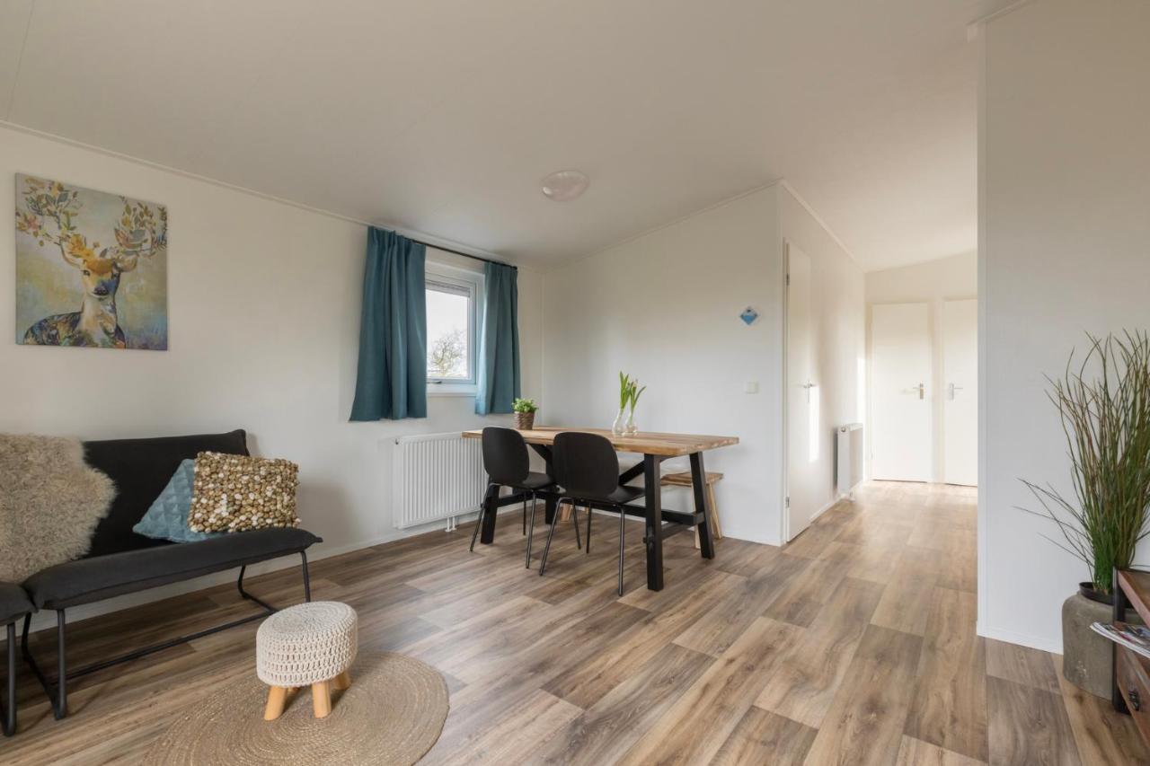 Vakantiepark Fort den Haak Vrouwenpolder Bagian luar foto